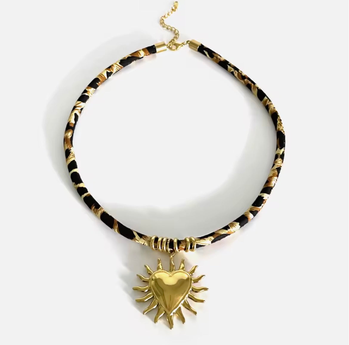 Larissa necklace