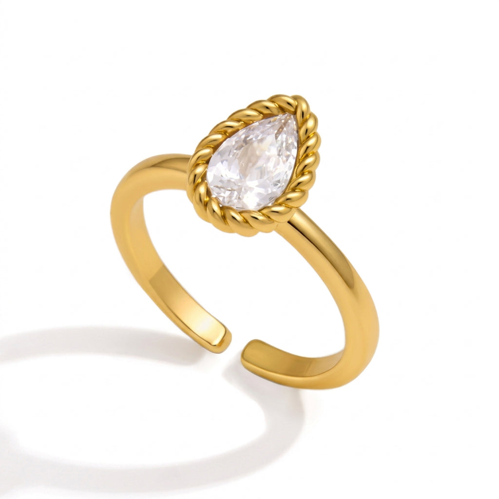 Luna ring
