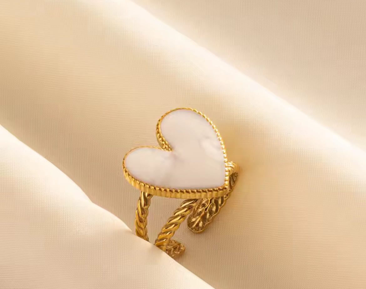 Heart ring