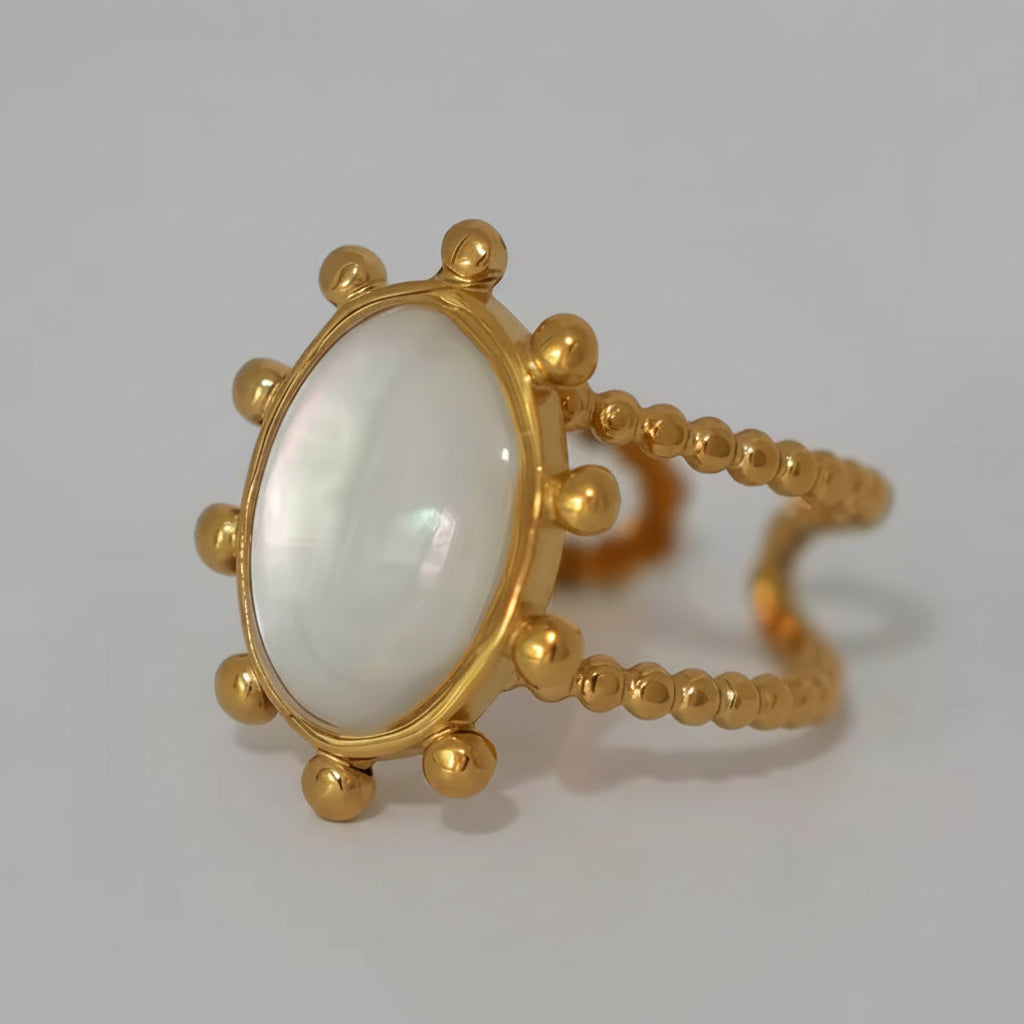 Kyra Ring