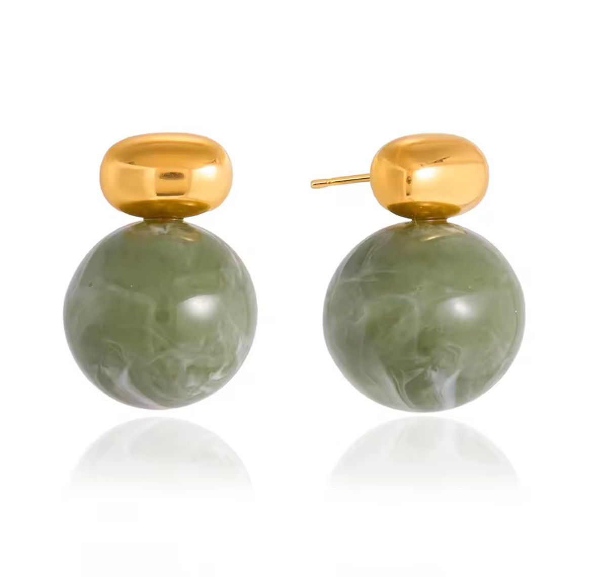 Noir Stud Earrings