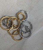 Twist hoops