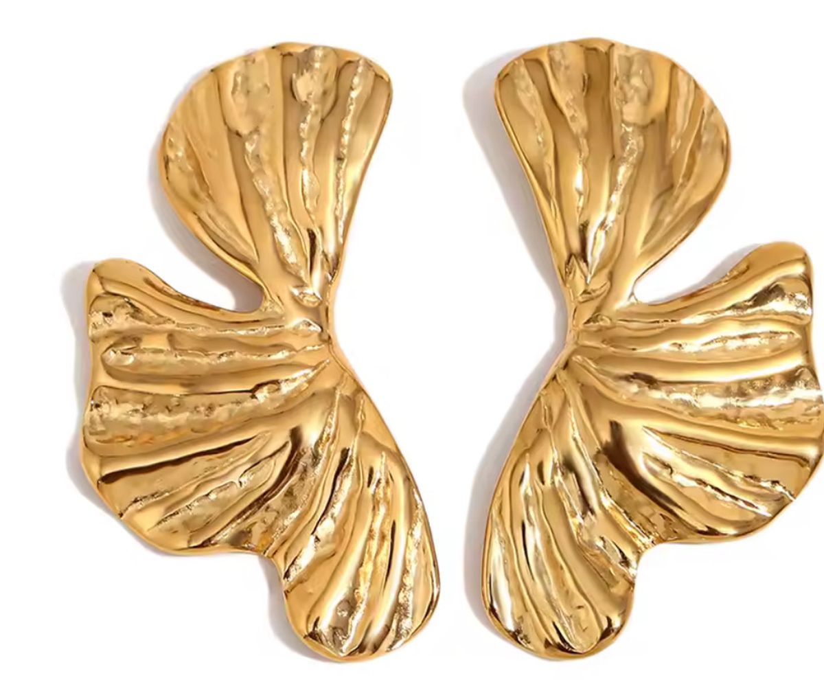 Pia earrings