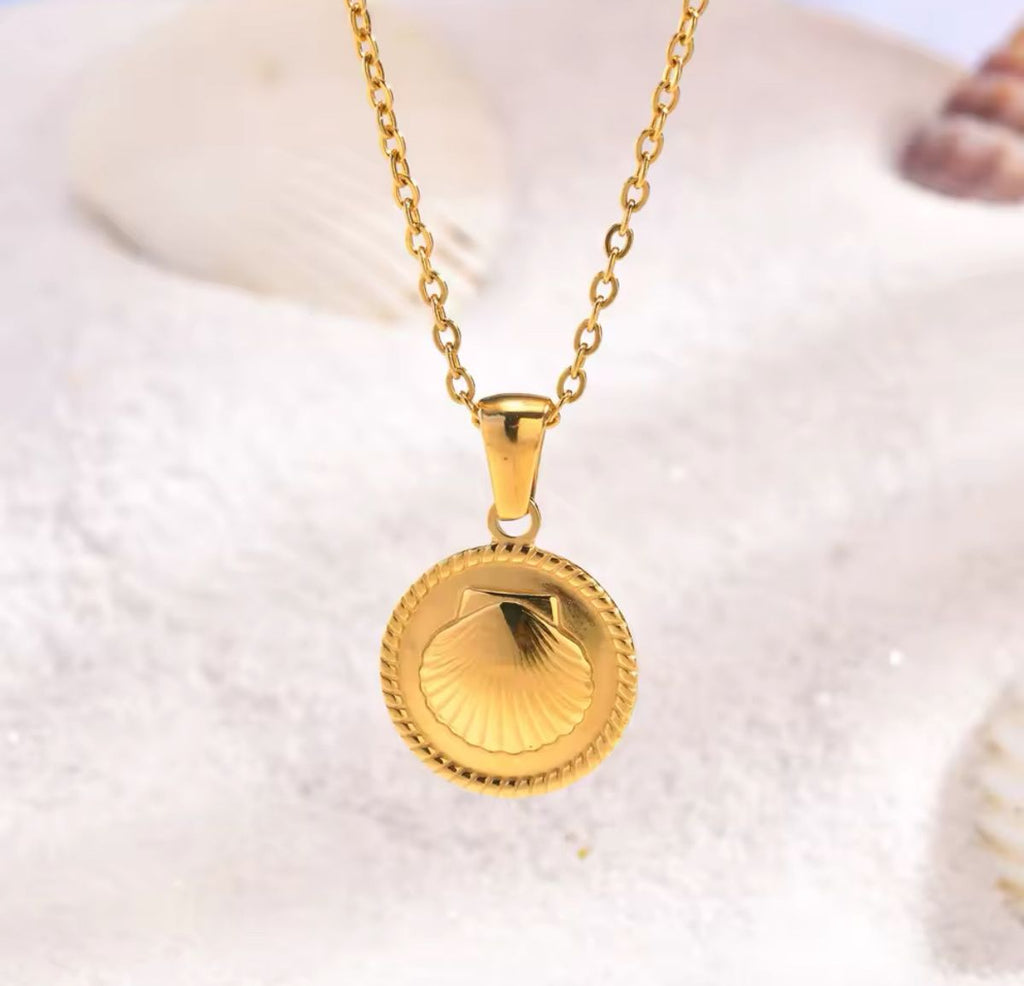 Shel necklace